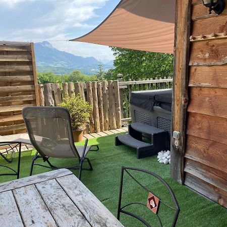 La Cabane A L'Oree Des Bornes Évires Zewnętrze zdjęcie